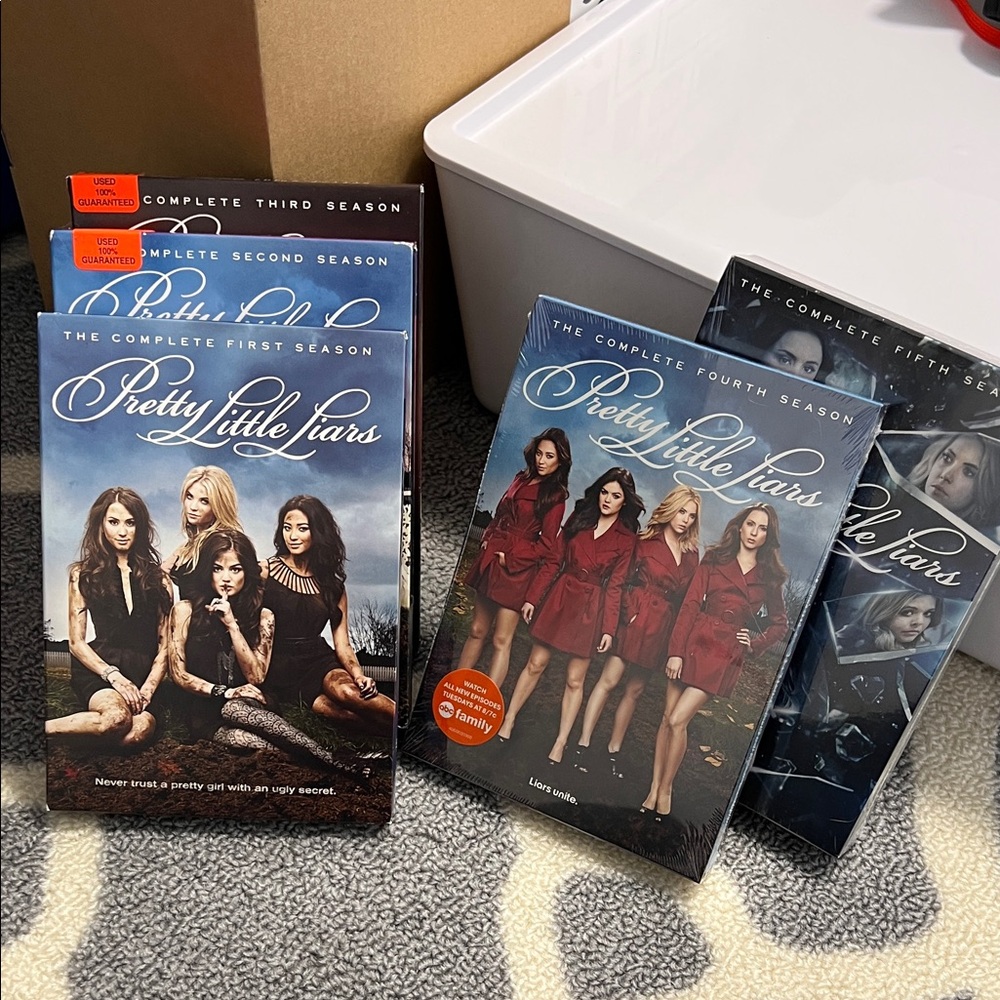 Pretty Little Liars DVD Box Set